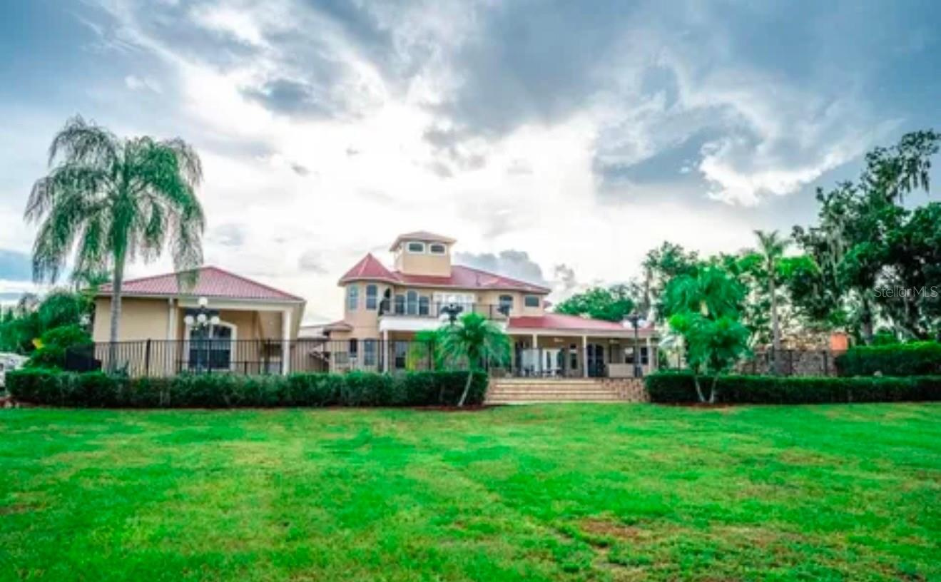8 Acre Luxury Lakefront Estate with Fenced Pastures for the Horses near Tampa, FL $4,900,000