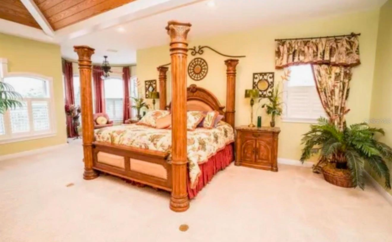 8 Acre Luxury Lakefront Estate with Fenced Pastures for the Horses near Tampa, FL $4,900,000