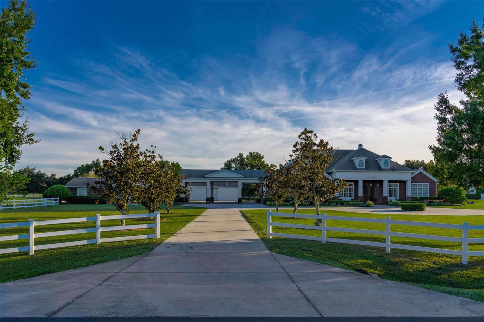 Luxury Equestrian Estate For Sale in Kissimmee, FL - $3,499,000 Luxury Equestrian Estate For Sale in Kissimmee, FL - $3,499,000